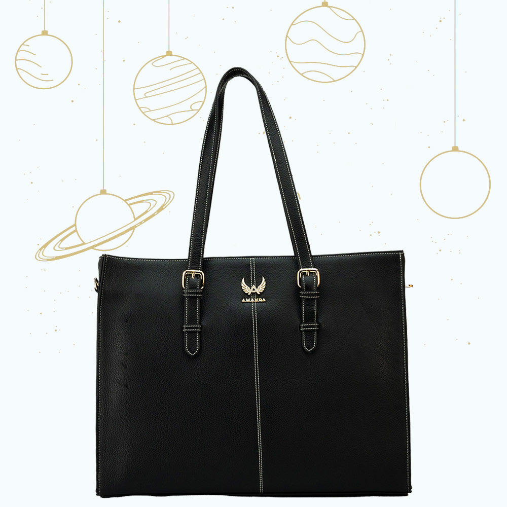 Tote vs. Shoulder Bag: Which One Should You Carry?